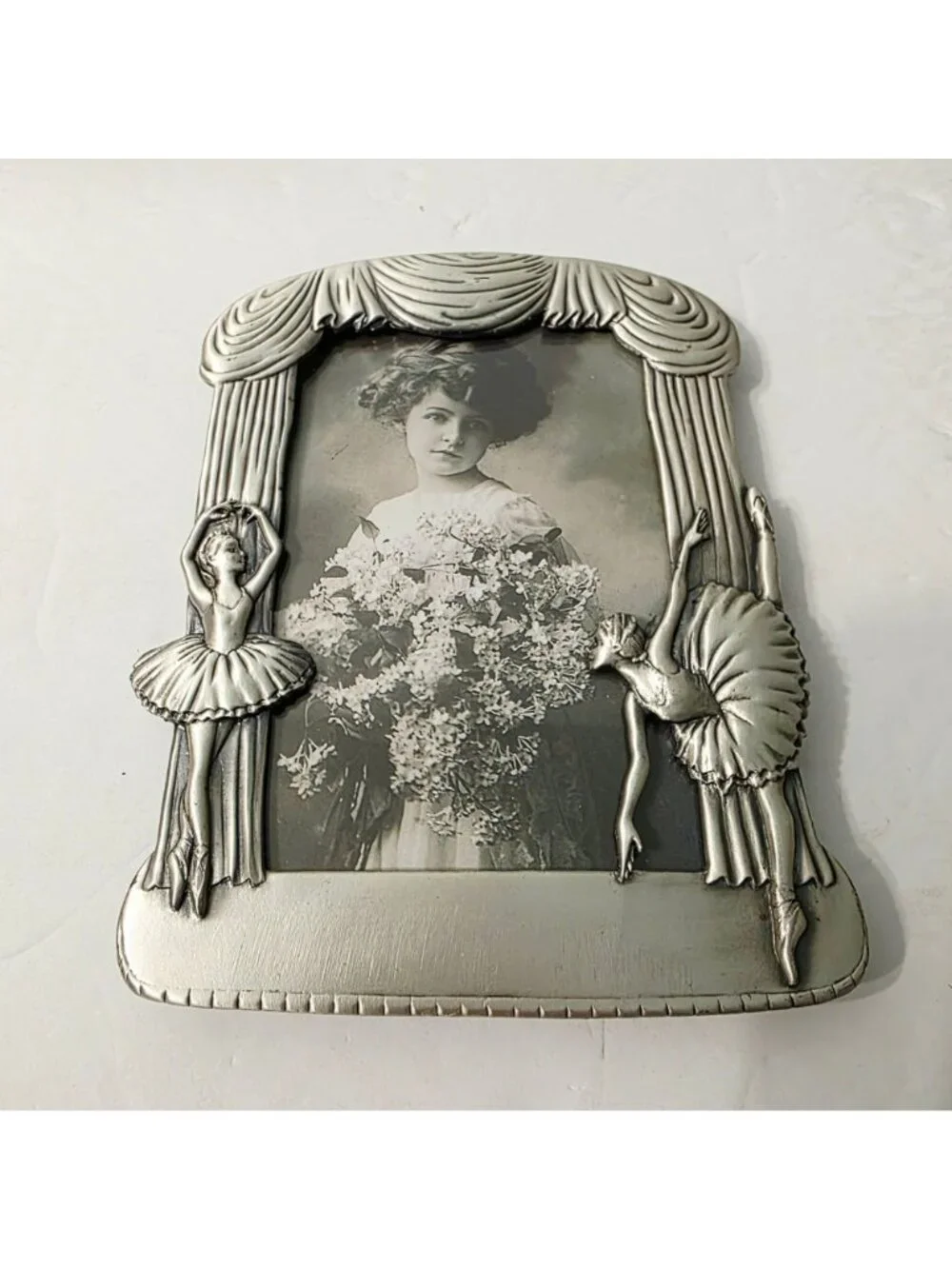 Vtg Free Standing Pewter Ballerina Theater Curtain Theme Photo Picture Frame